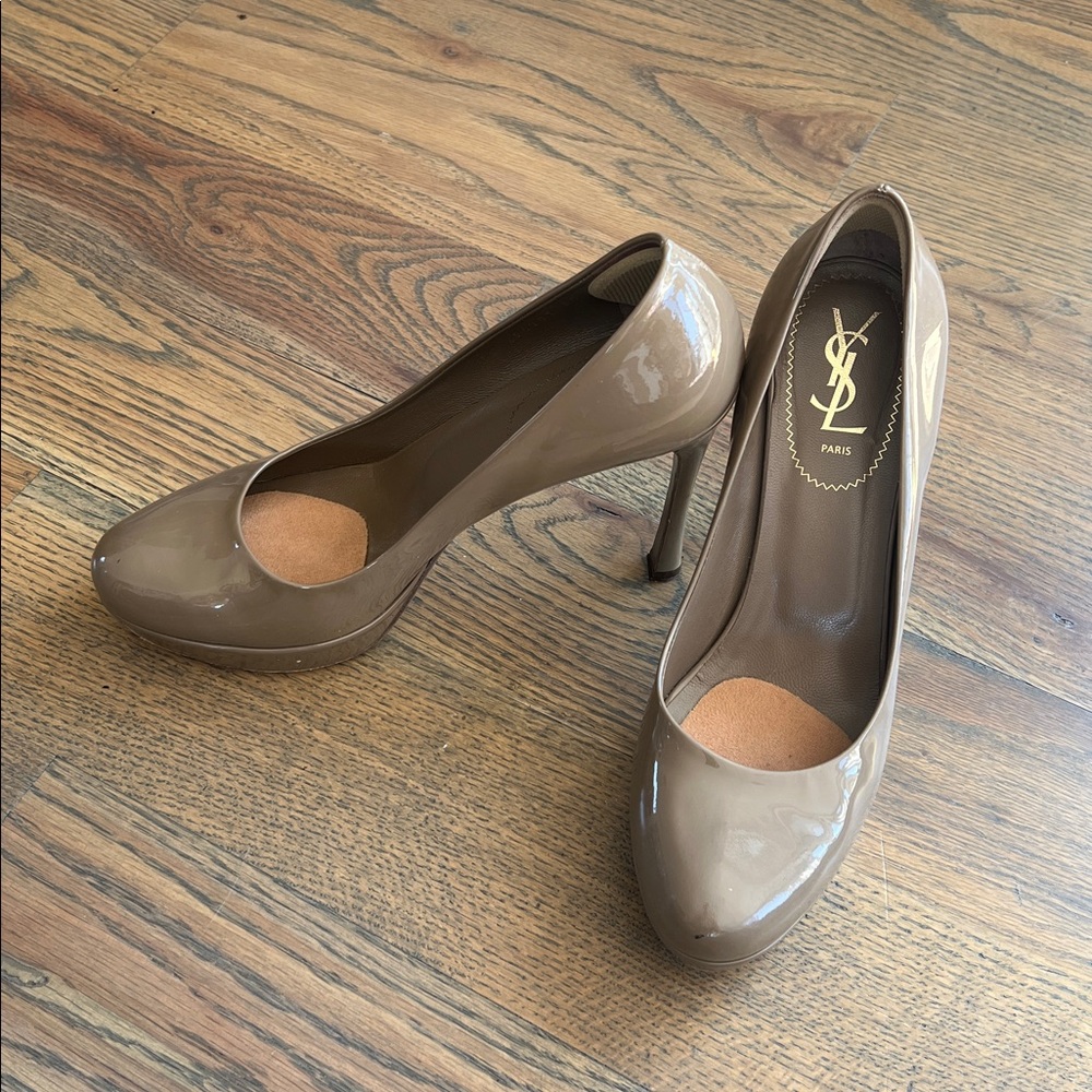 Yves Saint Laurent Taupe Patent Leather Heels
